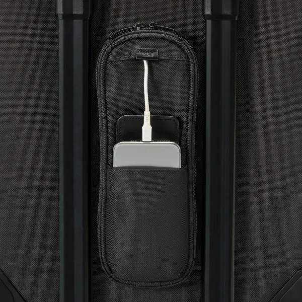 Briggs & Riley Baseline 21" Global 2 – Wheel Carry-on