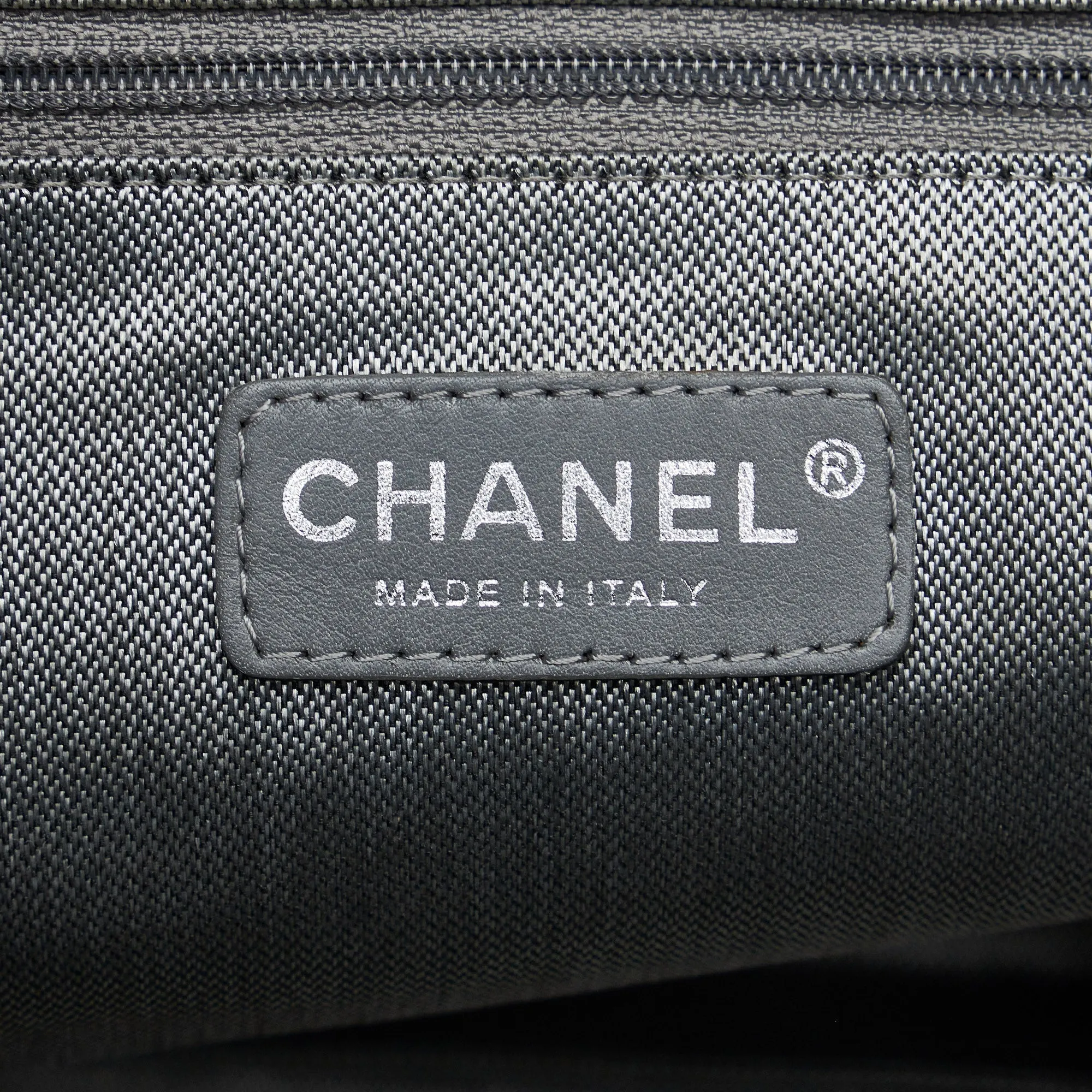 CHANEL CC Mademoiselle Ligne Tote Tote Bag