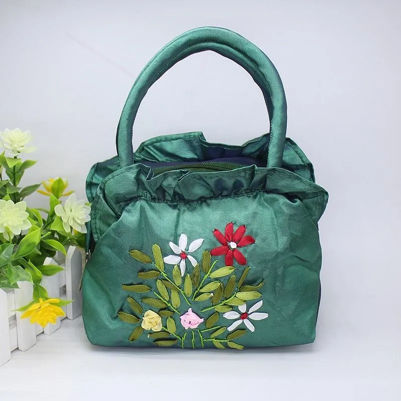 Christmas Gift 2024 New Ethnic Style Retro Embroidery Bucket Drawstring Mobile Phone Bag Storage Craft Handmade Handbags Multifunction Bolsa